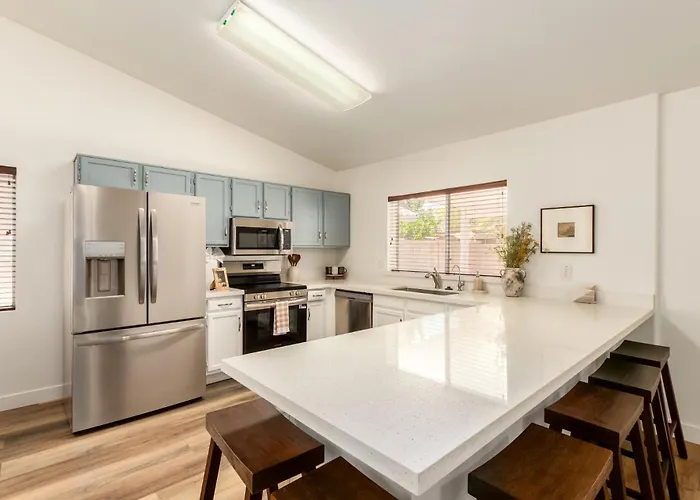 Holiday home Stylish Val Vista 3br Yard Putting *
