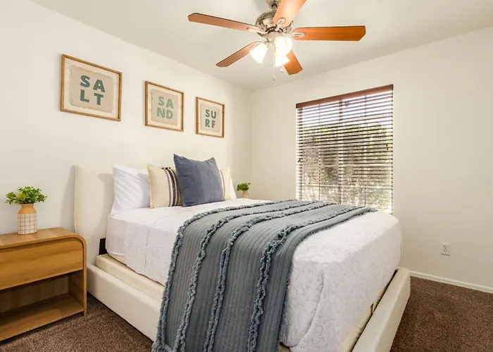 Holiday home Stylish Val Vista 3br Yard Putting *